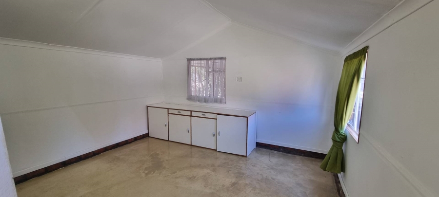 6 Bedroom Property for Sale in Roodewal Free State